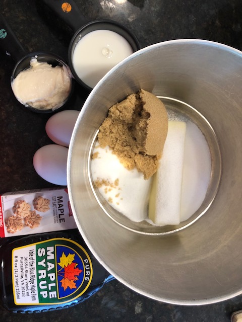 maple cupcake with bacon frosting 5