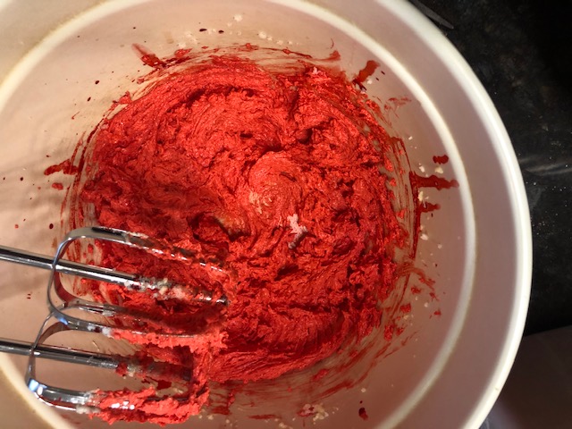 red velvet cookies w cream cheese frosting 4