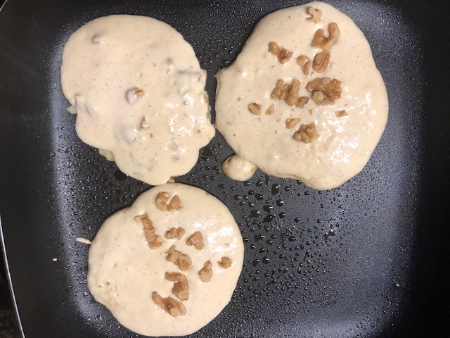 apple walnut pancake 6